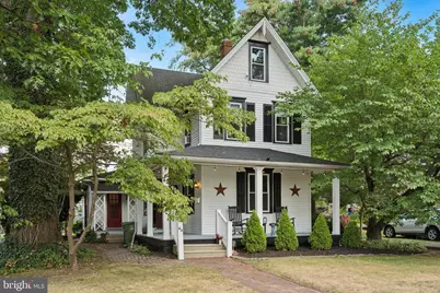 43 E Henry Street, Palmyra, NJ 08065 - Photo 1