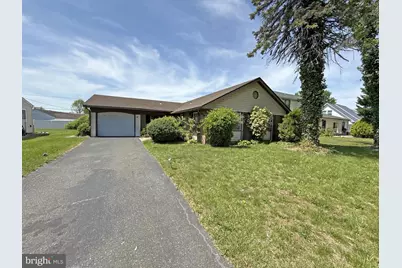 31 Henderson Lane, Willingboro, NJ 08046 - Photo 1