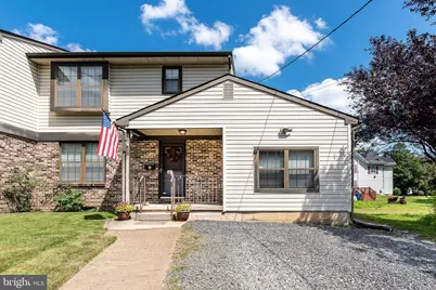 19 Railroad, Beverly, NJ 08010 - Photo 1