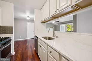 706 Woodhollow Dr, Marlton, NJ 08053 - Photo 7