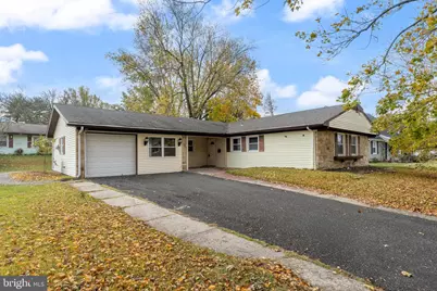 142 Harrington Circle, Willingboro, NJ 08046 - Photo 1