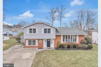 122 Leeds Road, Mount Laurel, NJ 08054 - Photo 1