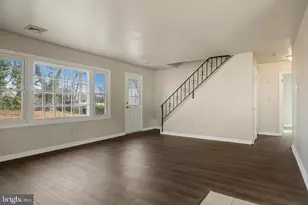 27 Marshal Ln, Willingboro, NJ 08046 - Photo 3