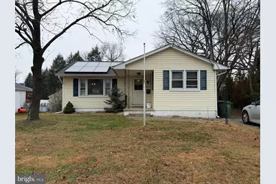 221 W 3rd Street, Palmyra, NJ 08065 - Photo 1