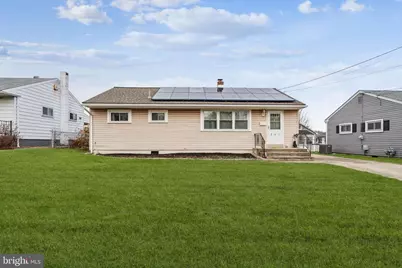 207 Bailey Avenue, Maple Shade, NJ 08052 - Photo 1