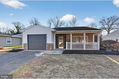 52 Sherwood Place, Southampton, NJ 08088 - Photo 1