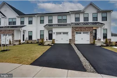 90 Rosemary Way, Mount Laurel, NJ 08054 - Photo 1