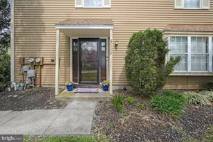 306 Fountain Hall Ct, Mount Laurel, NJ 08054 - Photo 3