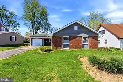49 Middleton Lane, Willingboro, NJ 08046 - Photo 1