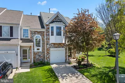 16 Farmington Court, Bordentown, NJ 08505 - Photo 1