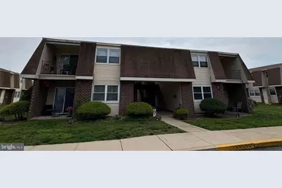 12--4 Florence Tollgate Place #4, Florence, NJ 08518 - Photo 1