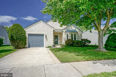 965 Larkspur Place N, Mount Laurel, NJ 08054 - Photo 1