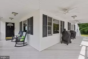 23 Bloomer Dr, Burlington, NJ 08016 - Photo 3