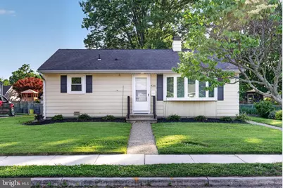 425 West Avenue, Delanco, NJ 08075 - Photo 1