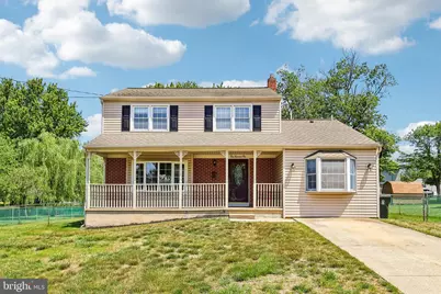 102 Cambridge Drive, Cinnaminson, NJ 08077 - Photo 1
