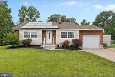 16 Landon Drive, Bordentown, NJ 08505 - Photo 1