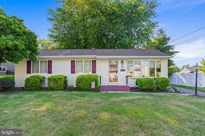 8 Hunt Road, Bordentown, NJ 08505 - Photo 1
