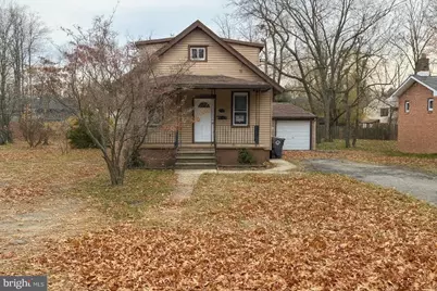725 E Linden Avenue, Lindenwold, NJ 08021 - Photo 1