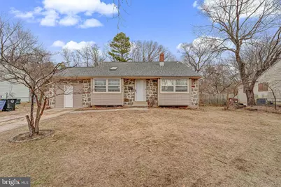 2405 N Cuthbert Drive, Lindenwold, NJ 08021 - Photo 1