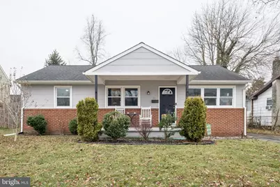 614 W Brooke Avenue, Magnolia, NJ 08049 - Photo 1