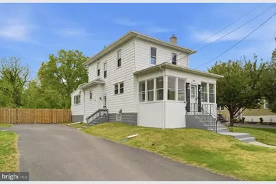 528 Davis Road, Barrington, NJ 08007 - Photo 1