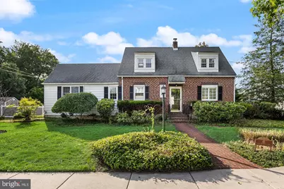 41 E Crystal Lake Avenue, Haddon Township, NJ 08108 - Photo 1