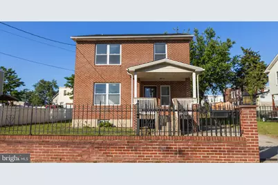 930 Lois Avenue, Camden, NJ 08105 - Photo 1