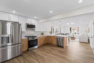 937 Clements Bridge Rd, Barrington, NJ 08007 - Photo 13