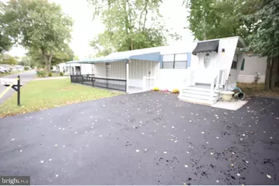 204 Kentucky Ave, Monroe Township, NJ 08094 - Photo 9