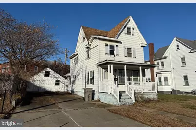 712 Billings Avenue, Paulsboro, NJ 08066 - Photo 1