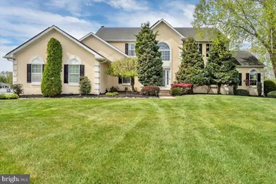 4 James Court, Swedesboro, NJ 08085 - Photo 1