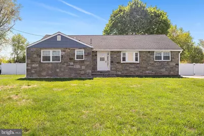 112 Pedrick Avenue, Monroe Township, NJ 08094 - Photo 1