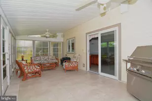 105 Cromwell Dr, Harrison Township, NJ 08062 - Photo 15