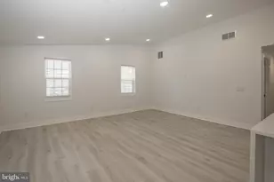 728 Prince Ave, Monroe Township, NJ 08094 - Photo 9