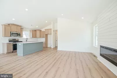 127 Newton Avenue, Greenwich Township, NJ 08027 - Photo 3