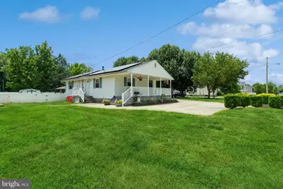 410 Erie Avenue, Penns Grove, NJ 08069 - Photo 1