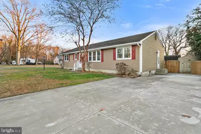 9 Oberlin Road, Pennsville, NJ 08070 - Photo 1