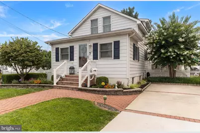56 Lakeview Avenue, Pennsville, NJ 08070 - Photo 1