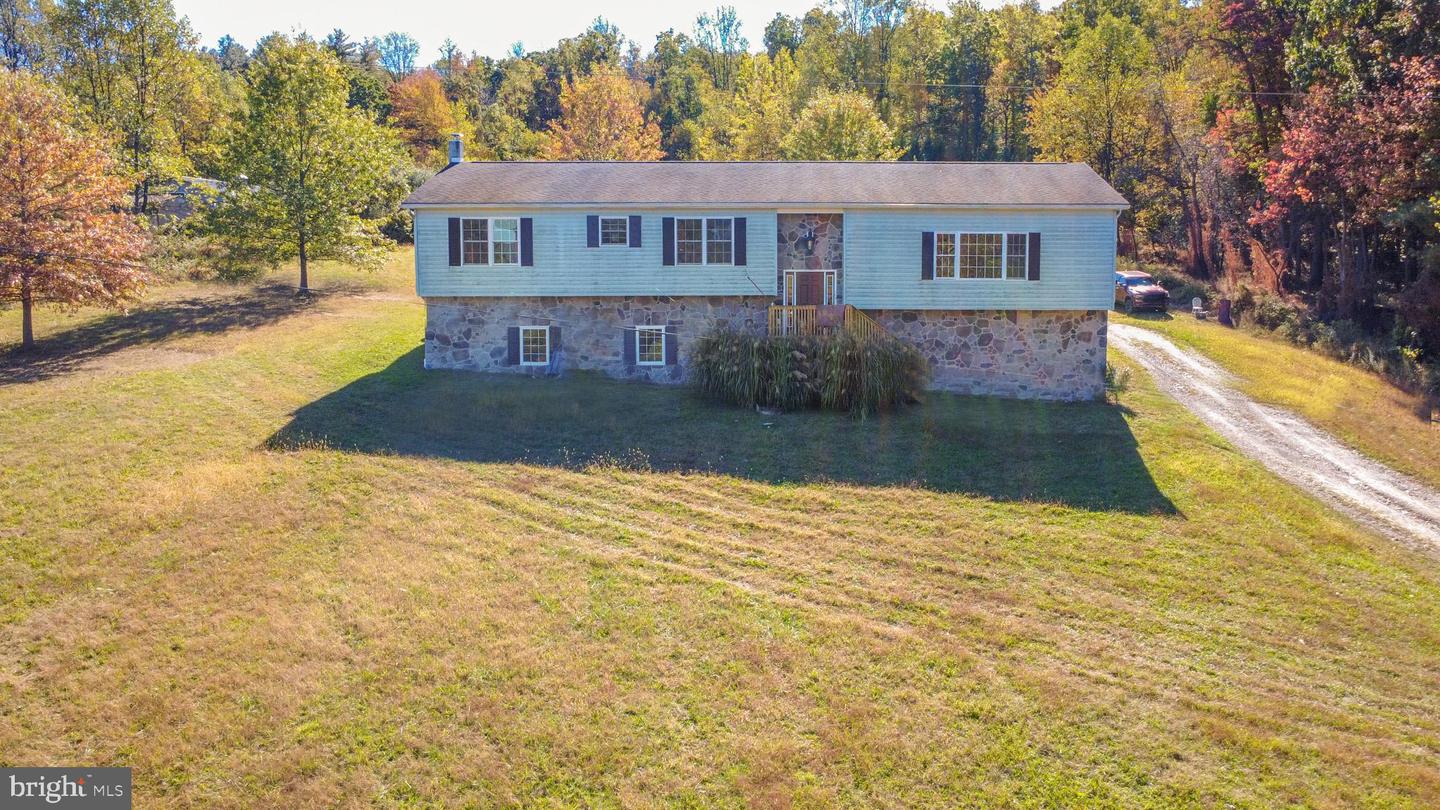 1722 Pine Ridge Rd 225 Pine Ridge Rd, Aspers, PA 17304 - MLS PAAD2020262 - Coldwell Banker