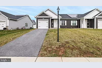 177 Skyview Circle, Hanover, PA 17331 - Photo 1