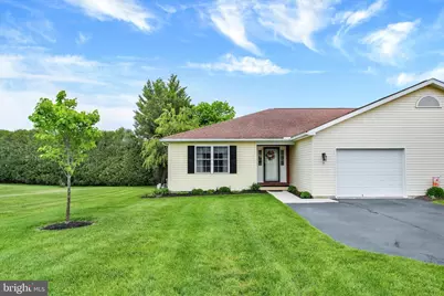 7 Sunshine Avenue, Gettysburg, PA 17325 - Photo 1