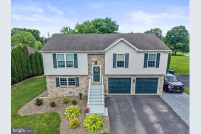 43 Pemberton Drive, East Berlin, PA 17316 - Photo 1