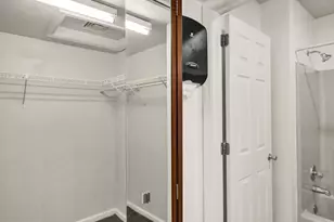 225 N 14th St, Reading, PA 19604 - Photo 15