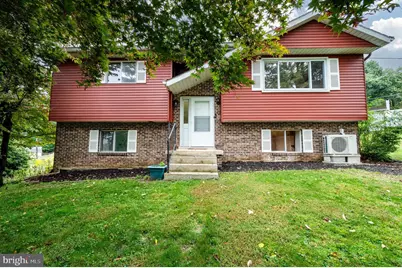 1029 Crestview Avenue, Reading, PA 19607 - Photo 1