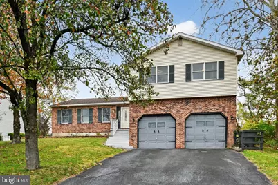 207 Lincoln Drive, Reading, PA 19606 - Photo 1