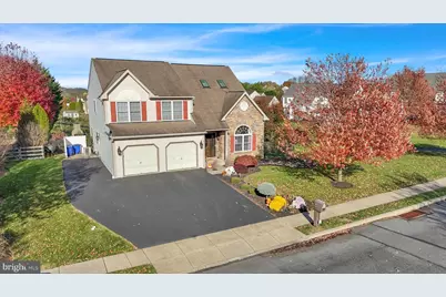 35 Pacific Avenue, Sinking Spring, PA 19608 - Photo 1