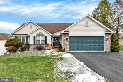 2401 Goddard Avenue, Reading, PA 19608 - Photo 1