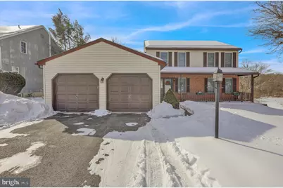 840 Shelbourne Road, Reading, PA 19606 - Photo 1