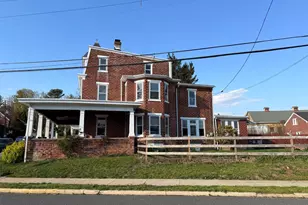 28 College St, Boyertown, PA 19512 - Photo 3