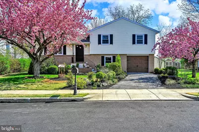 902 Suellen Drive, Reading, PA 19605 - Photo 1